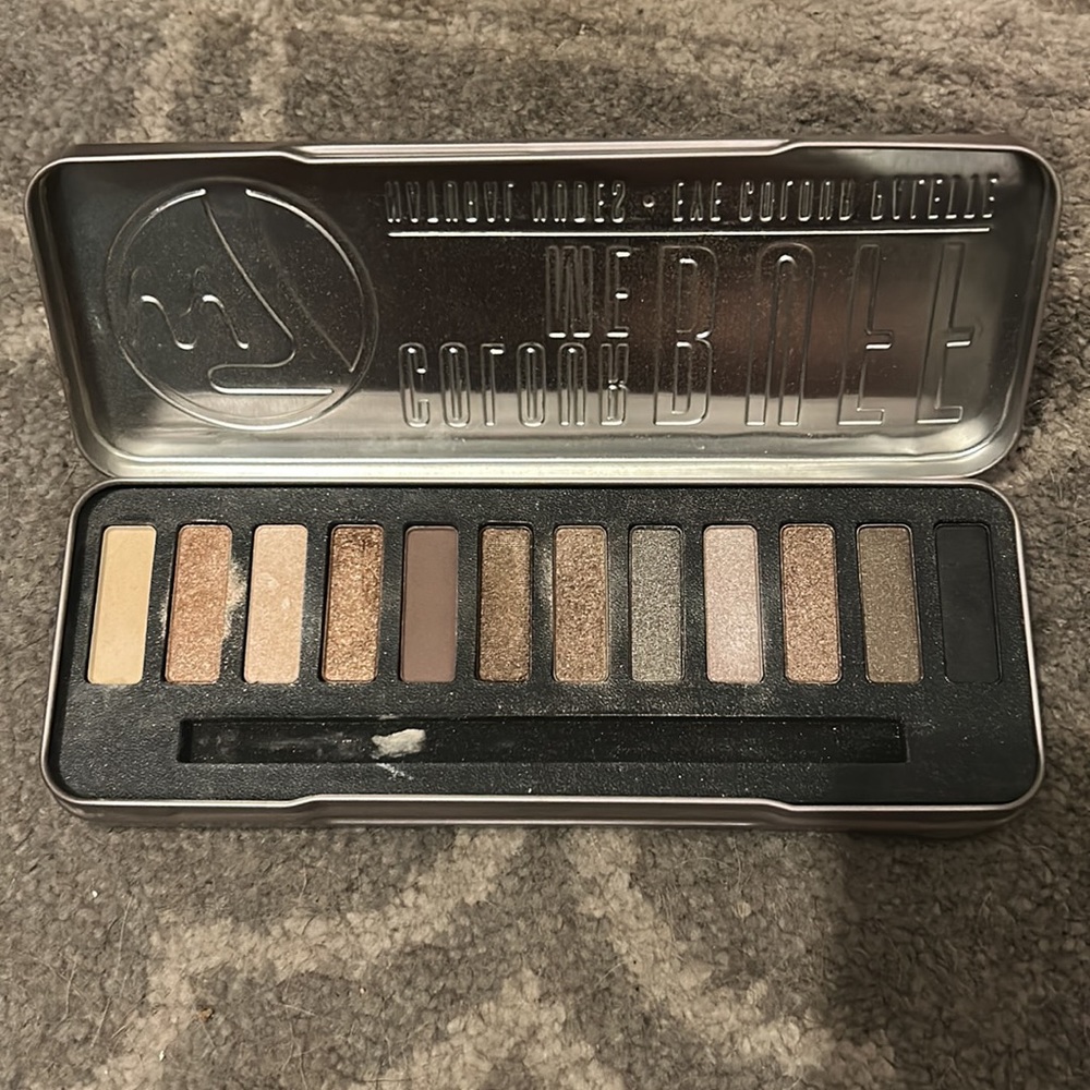 W7 Colour Me Buff Natural Nudes eyeshadow palette